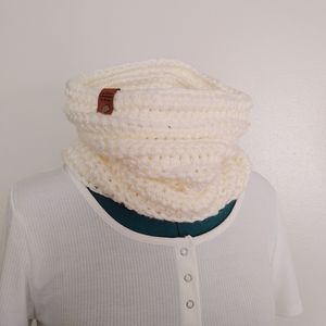 Crocheted Cowl
